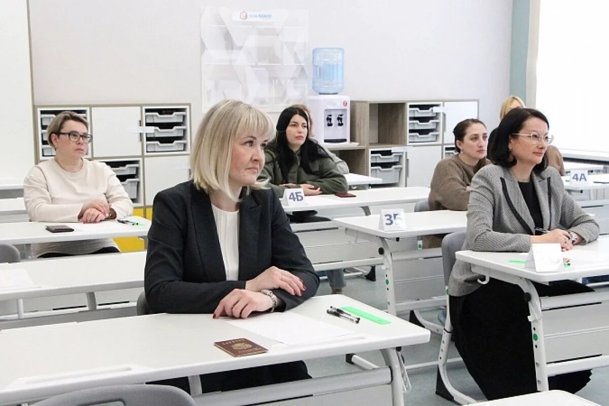    28 марта родители псковских школьников напишут ЕГЭ