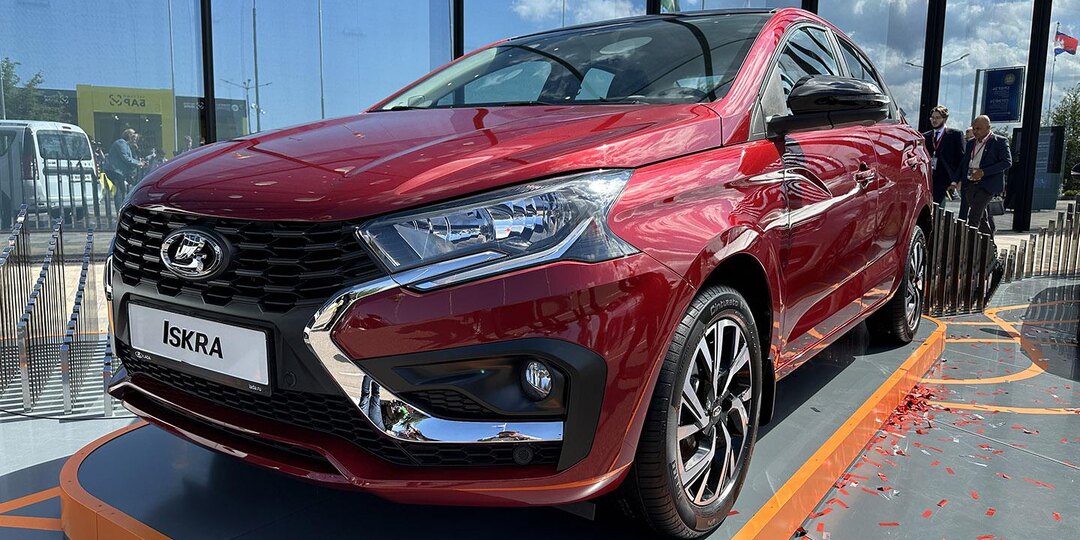 «Прямо обидно». Что говорят о новой Lada Iskra владельцы Vesta и Grantа