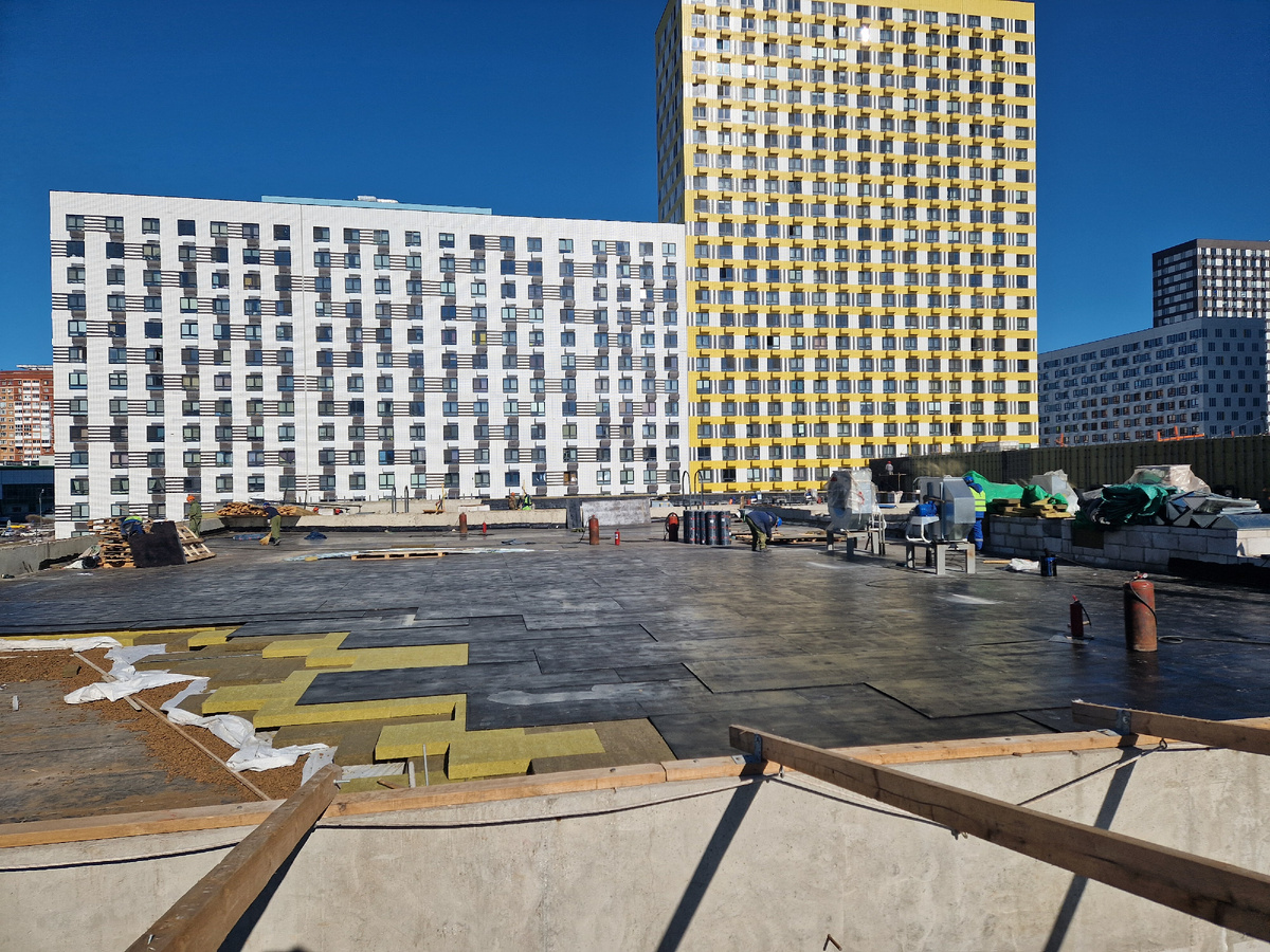 Листы соборной стяжки, необходимо со всех сторон огрунтовывать битумным праймером.