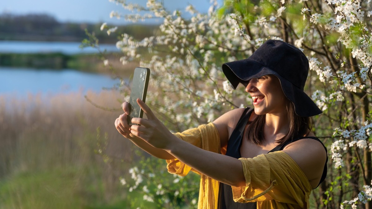    Всего в апреле-2025 можно будут отдохнуть восемь дней. Фото: freepik