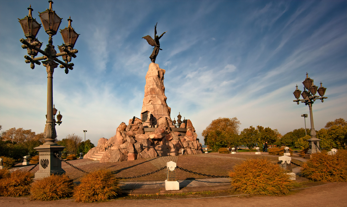 памятник броненосцу "Русалка"