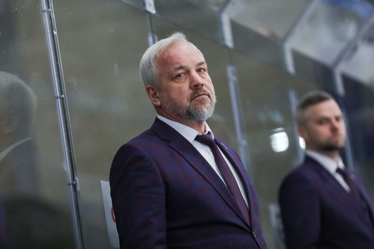    Главный тренер ЖХК \