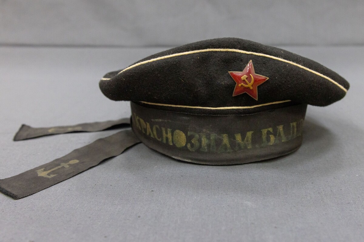    Реликвии защитников и жителей блокадного Ленинграда передали в Музей Победы