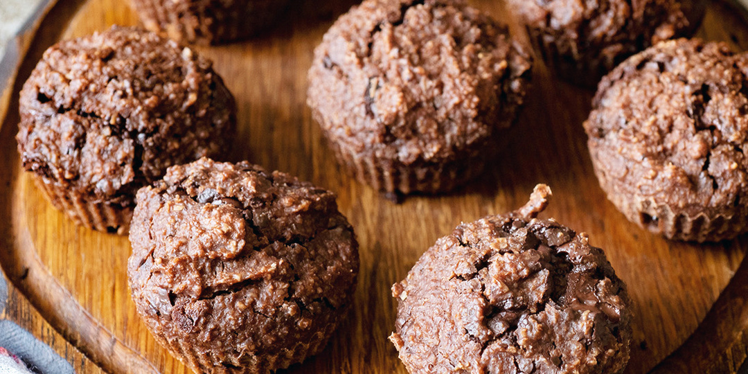 Вкус плотнее, сладость в меру, и никакой тяжести в желудке потом! Кто ещё овсянку не молол – советуем начать. Кексы улетают!