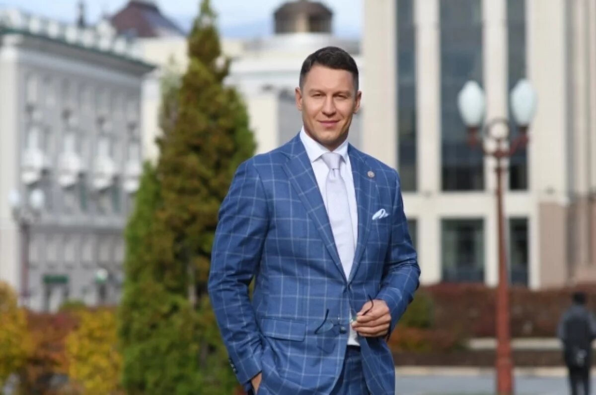    Экс-глава КирМоса Миронов щедро одаривал водителя деньгами