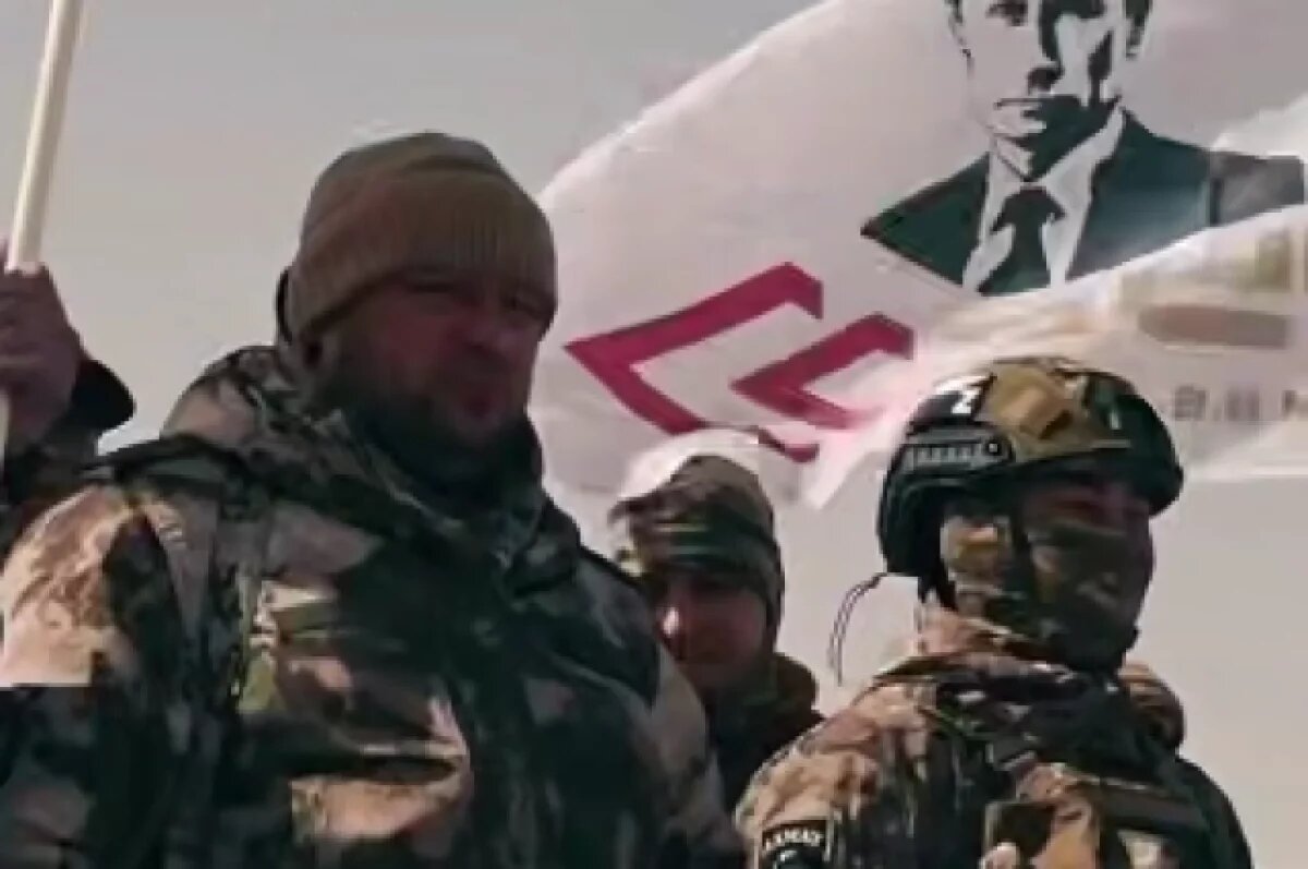    Кадыров: из Чечни в зону СВО отправилась новая группа добровольцев