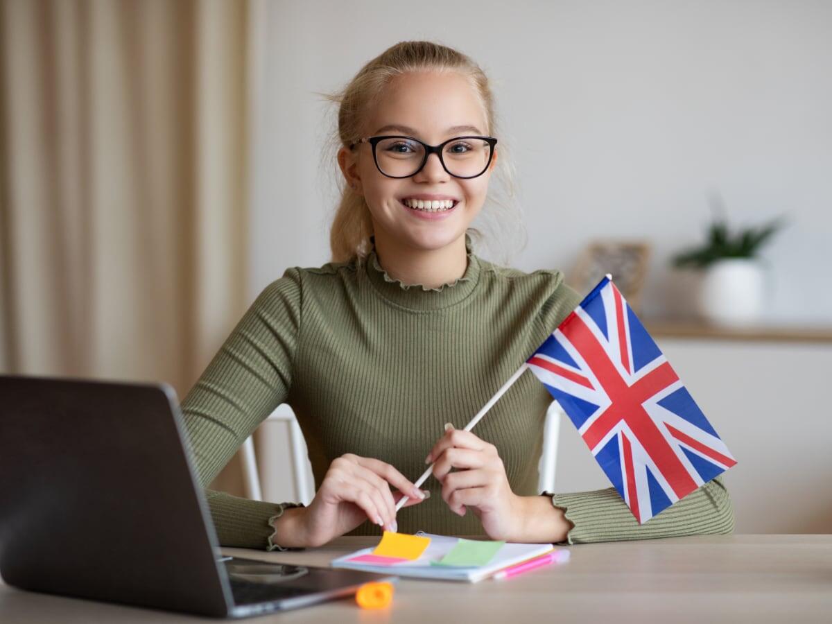    Работа как путь к языковым вершинам