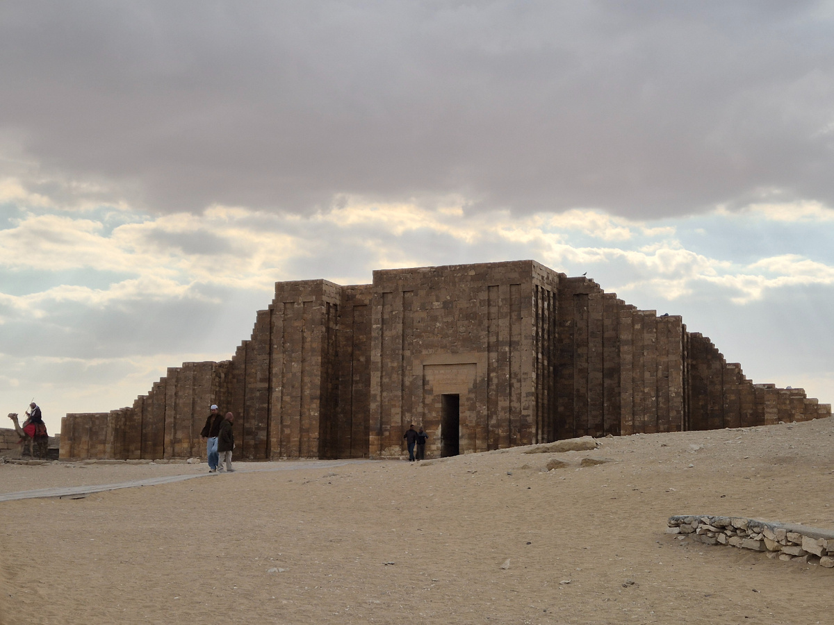 Погребальный храм фараона Джосера в Саккаре | Личное фото