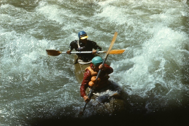 Шли на байдарках