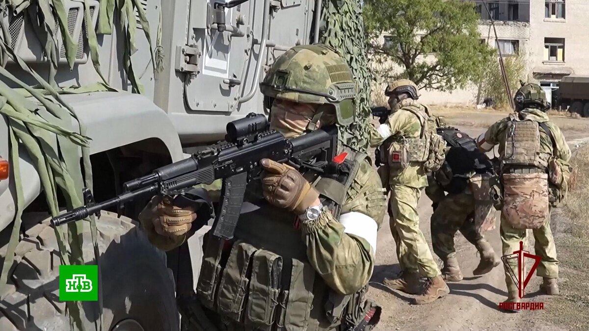    Служить Родине и защищать закон: росгвардейцы рискуют жизнью ради долга