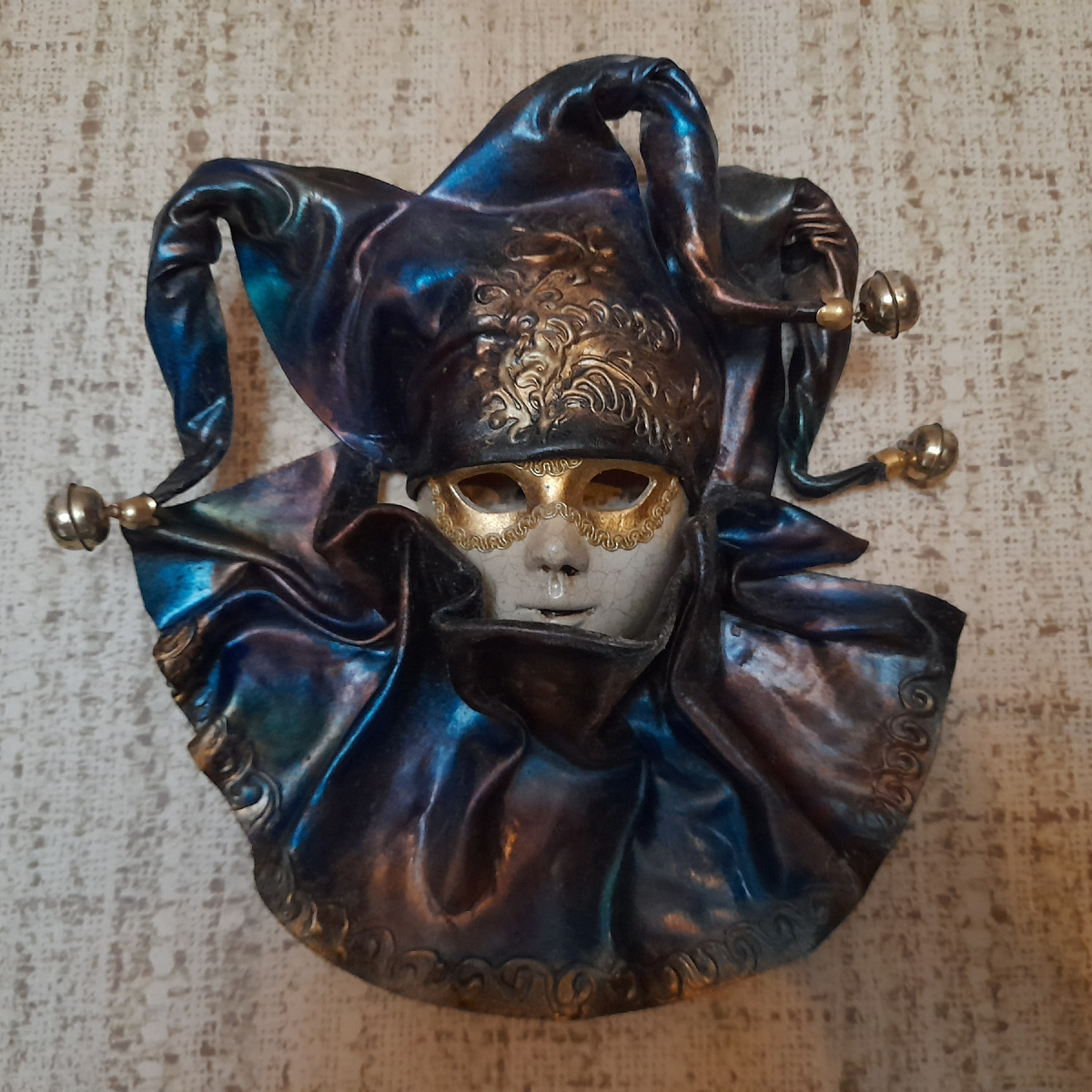Венецианская маска. Куплена в художественном салоне в Венеции в 2003 году.