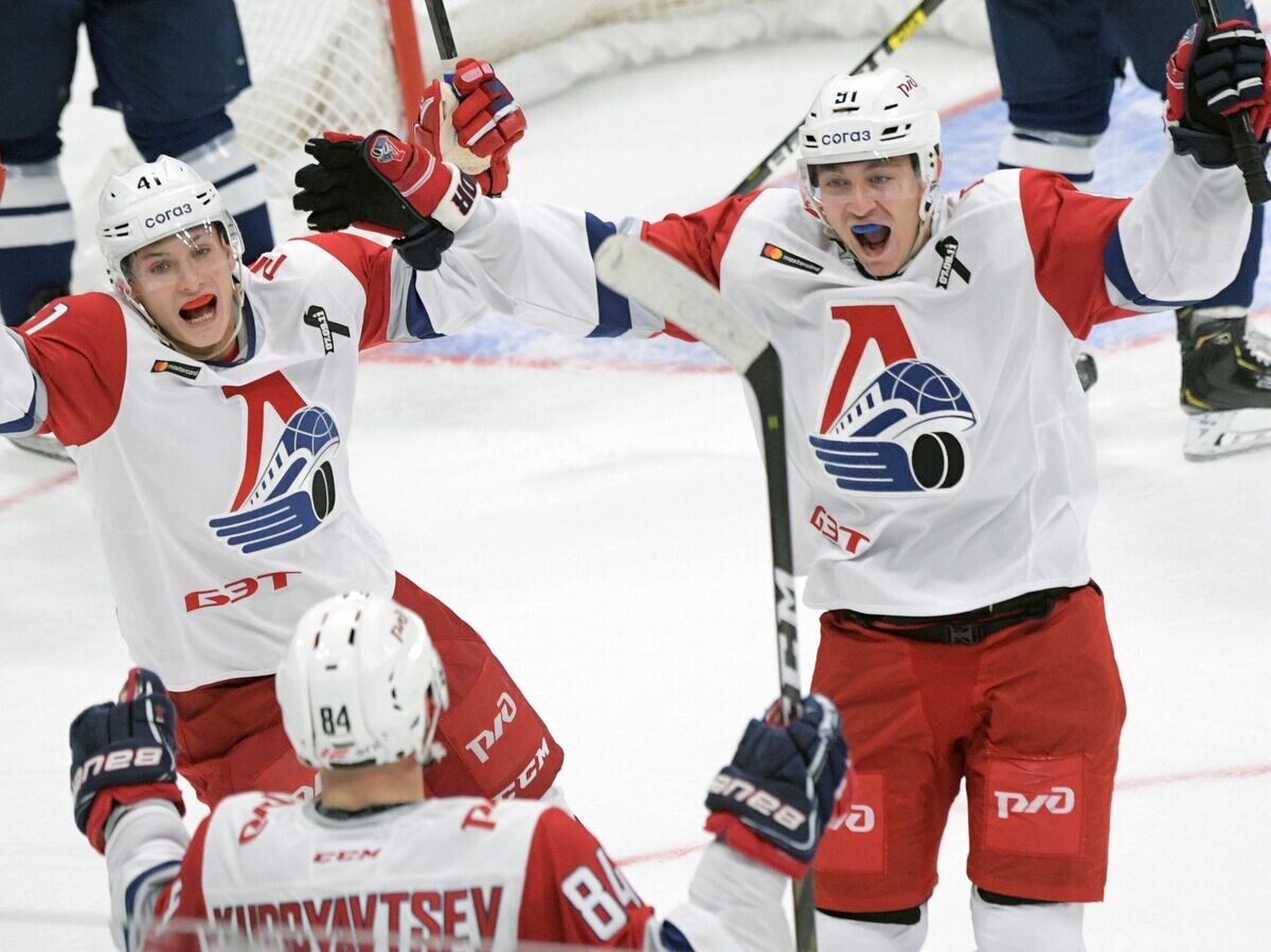    Хоккеисты "Локомотива"© РИА Новости / Владимир Федоренко