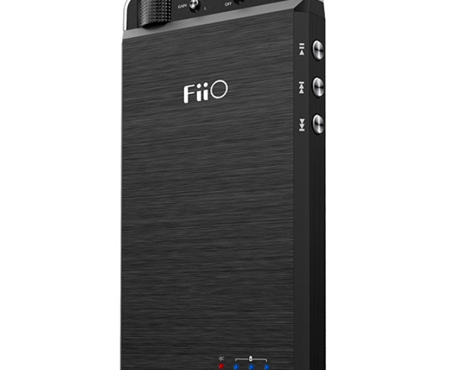 FiiO E18 Kunlun топовый усилитель для наушников прошлых лет.