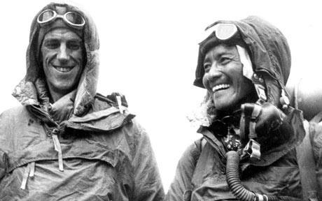 Эдмунд Хиллари и Тенцинг Норгей. Источник: https://7vershin.ru/articles/all/item_1937/