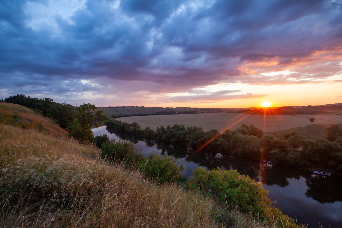 Самая северная граница степей: река Красивая Меча. Юг Тульской области.