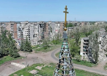    Пушилин призвал жителей ДНР покупать квартиры в кредит в разбитых Артёмовске и Авдеевке, где вообще не осталось целого жилья