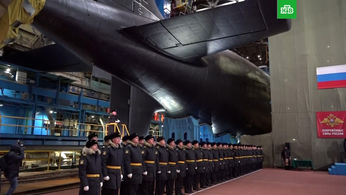    Путин дал старт спуску на воду атомной подлодки «Пермь»