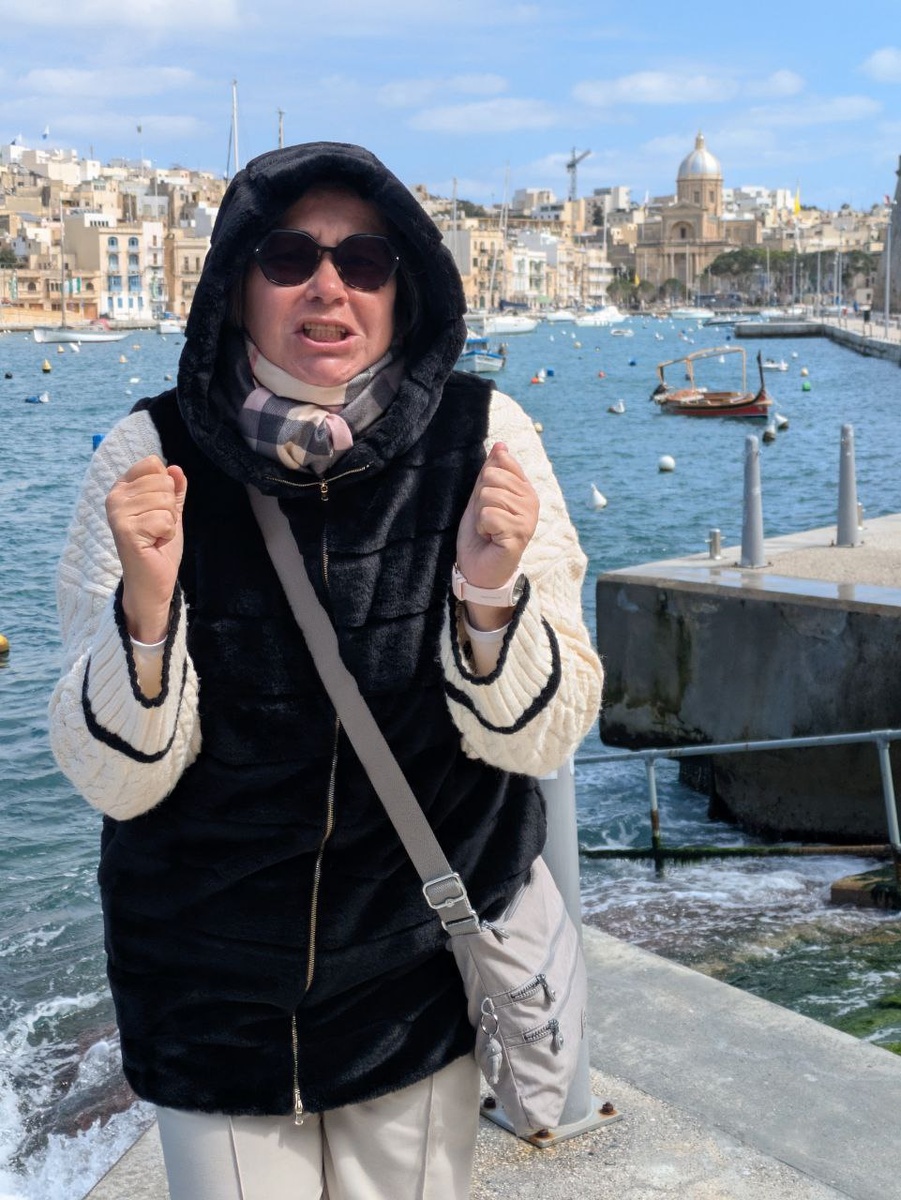 Что-то в этом году холодно, и ветер очень сильный, но всё равно уже весна