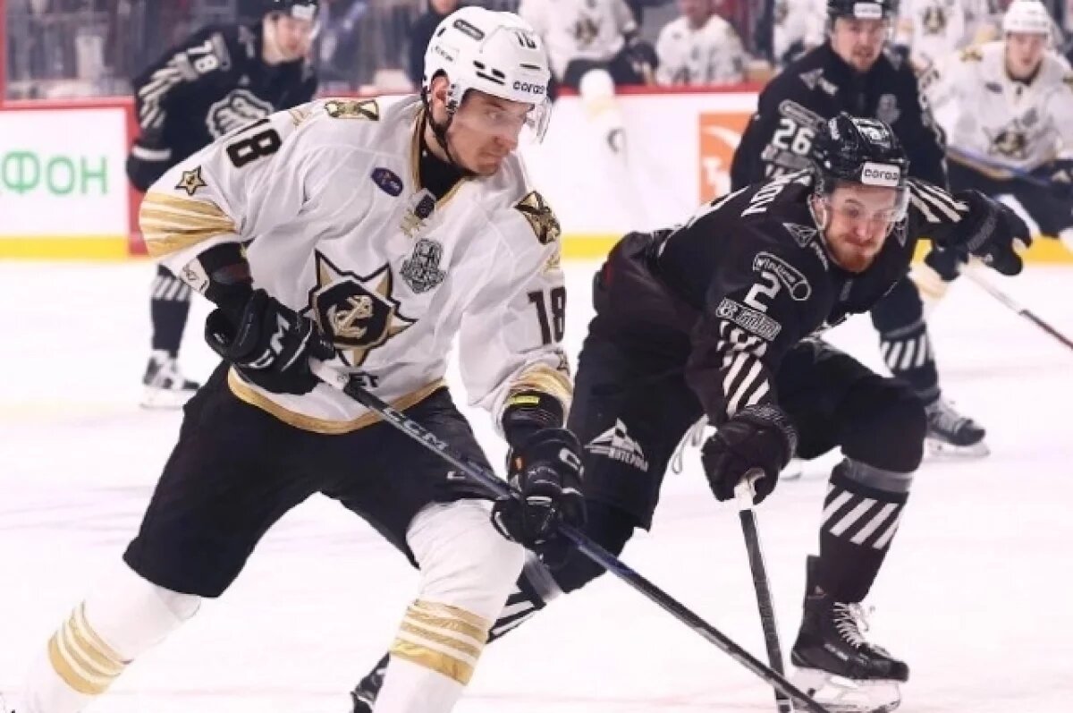    Интересно, но для того, чтобы «моряки» забили два гола, им потребовалось всего три броска - невероятная эффективность