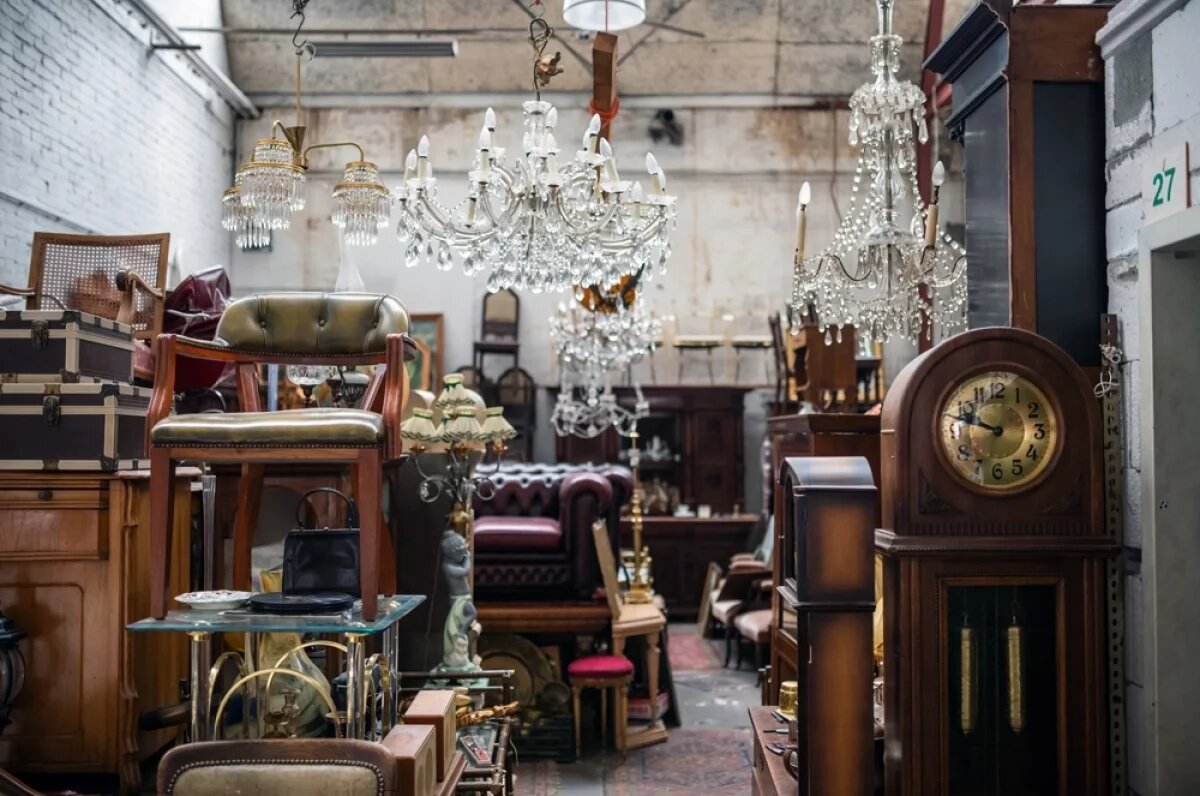    Хлам насущный.