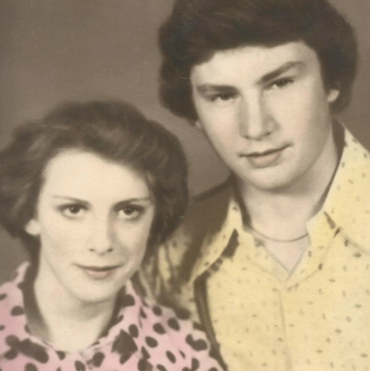 Родители актера Антона Хабарова.