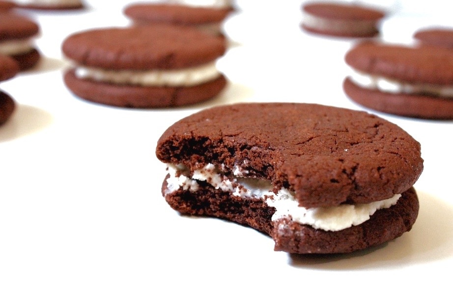 Кокосовое печенье с пралине на кокосовом масле.