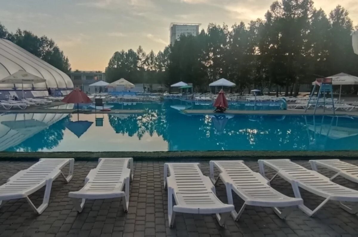    Управляющую открытым бассейном в Барнауле осудили за гибель ребенка