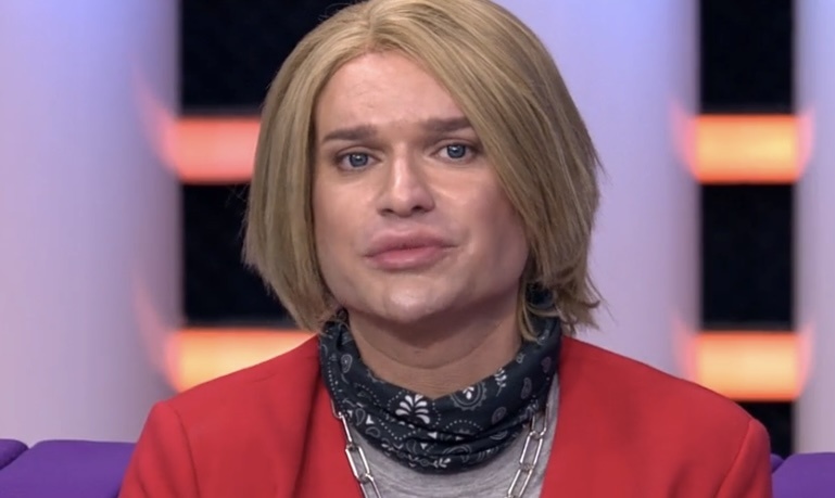 Гоген Солнцев не долго горевал, после неудачного ДНК-теста. Его заметили в компании другой эпатажной персоны. Кадр из передачи "ДНК" на НТВ