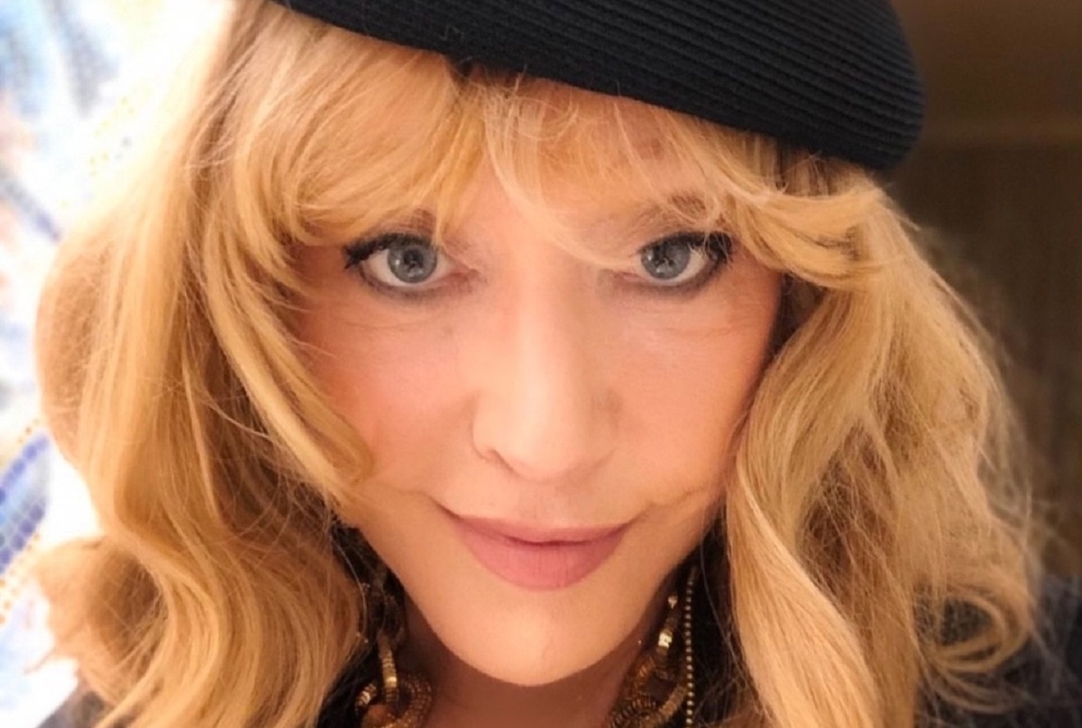 Алла Пугачева достаточно сдержано реагирует на осуждения. Фото: социальные сети. 