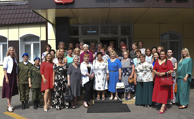 В Твери принимают заявки на участие в конкурсе «Женщина года»