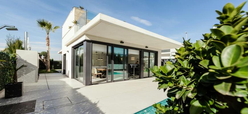 Photo by Frames For Your Heart on Unsplash