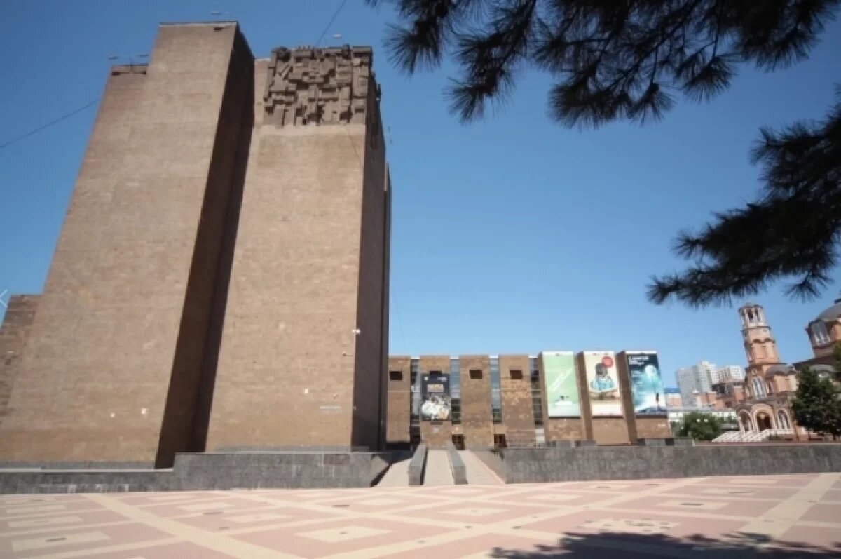    В Ростове отремонтировать публичную библиотеку хотят до 2027 года