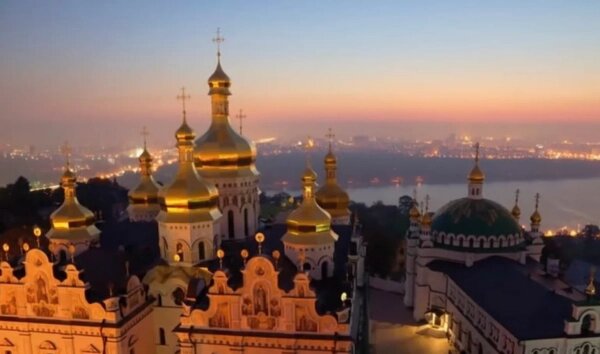 Киево-Печерская лавра в Киеве. Фото © Кадр из видео YouTube / СПЖ