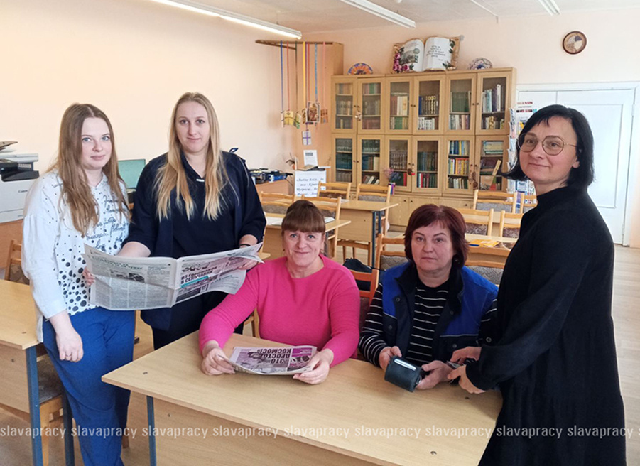     В Копыльском государственном колледже прошел День подписчика