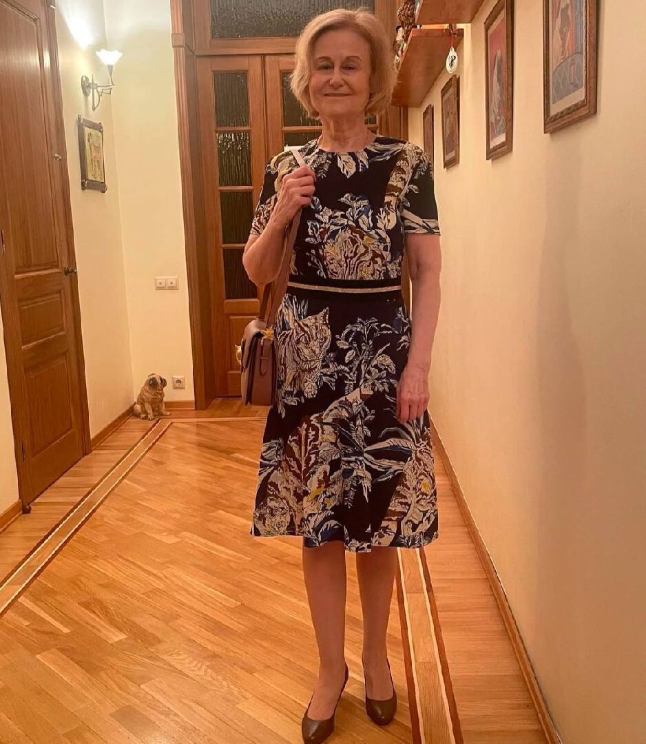 Дарья Донцова (фото: Instagram** / @dontsova_official)📷
