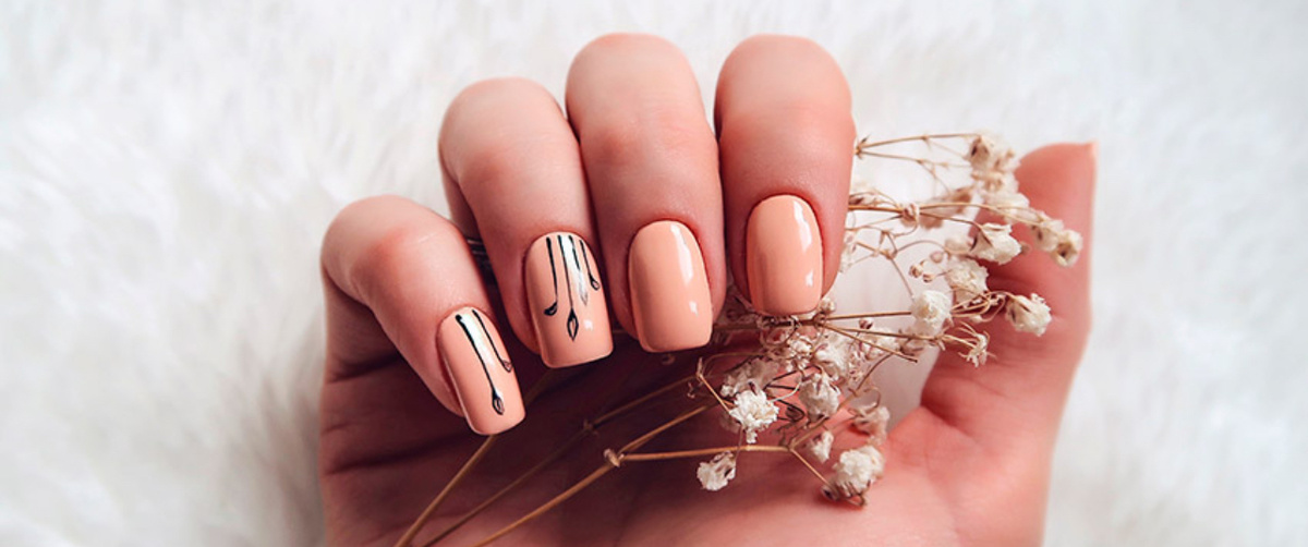 Тренд маникюр 2025 лето