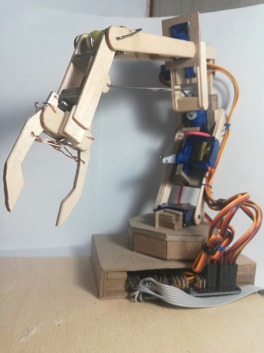 Мой DIY-робот! #манипулятор #PCA9685 #хобби