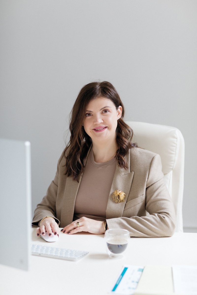 Иммиграцийоный адвокат США Елена Манилич