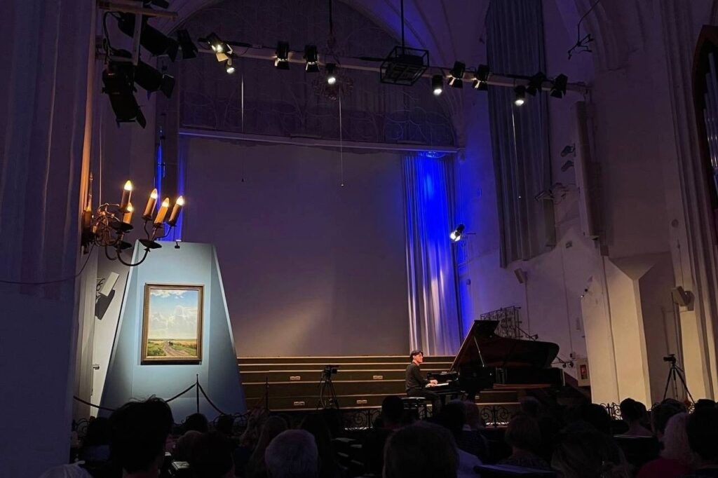 «Выставка одной картины» в Кафедральном соборе Калининграда