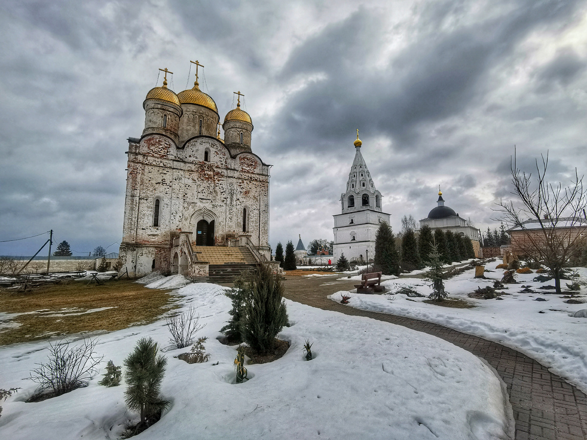 Можайск, Лужецкий Ферапонтов монастырь