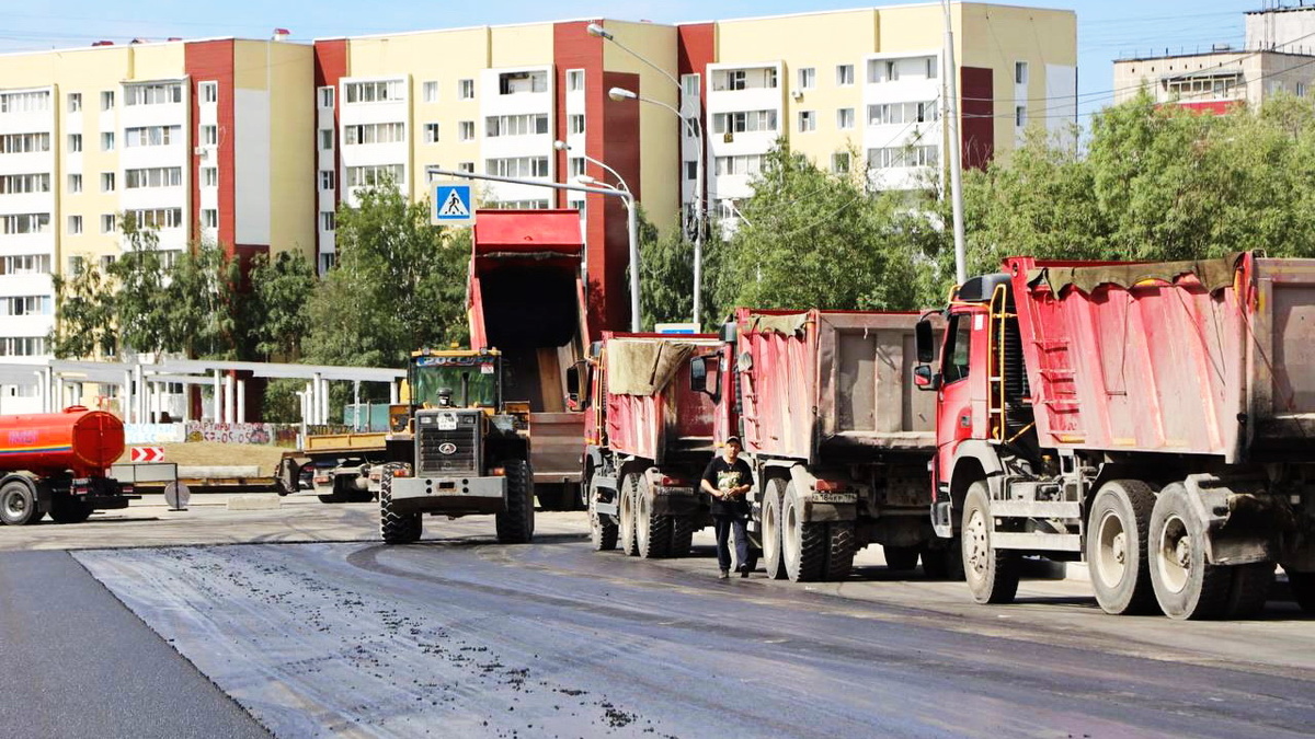    В Нижневартовске капитально отремонтируют почти 9 км автодорог