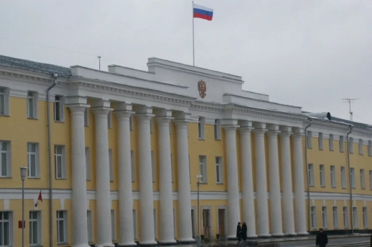    Депутат Лебедев частушкой под баян поздравил ЗСНО с 31-м днём рождения