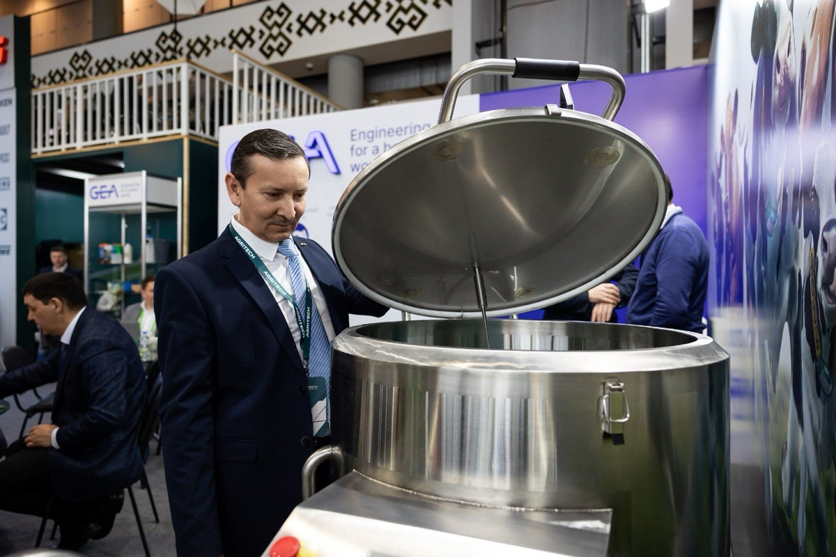 Партнеры продемонстрировали наш обновленный передвижной пастеризатор на 250л