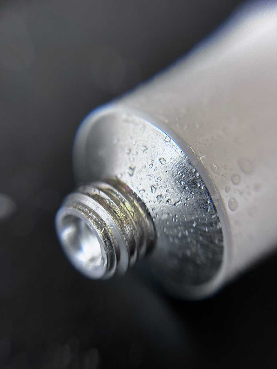 Для наших косметических средств  [4REST] мы используем алюминиевые тюбики