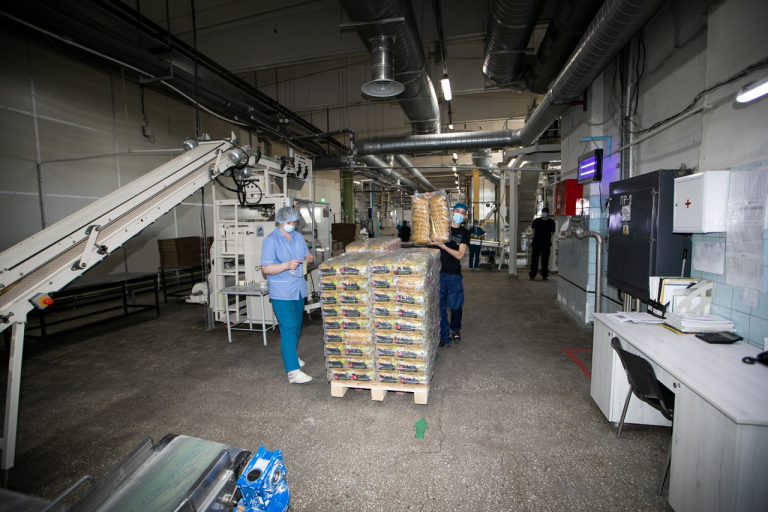    Орская макаронная фабрика и завод в Ясном повысят производительность труда Алла Черкесатова