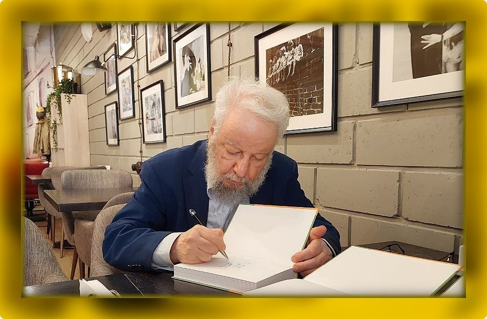 Мужскую хитрость дамам нелегко понять: "Зачем строчить роман под женским псевдонимом?"