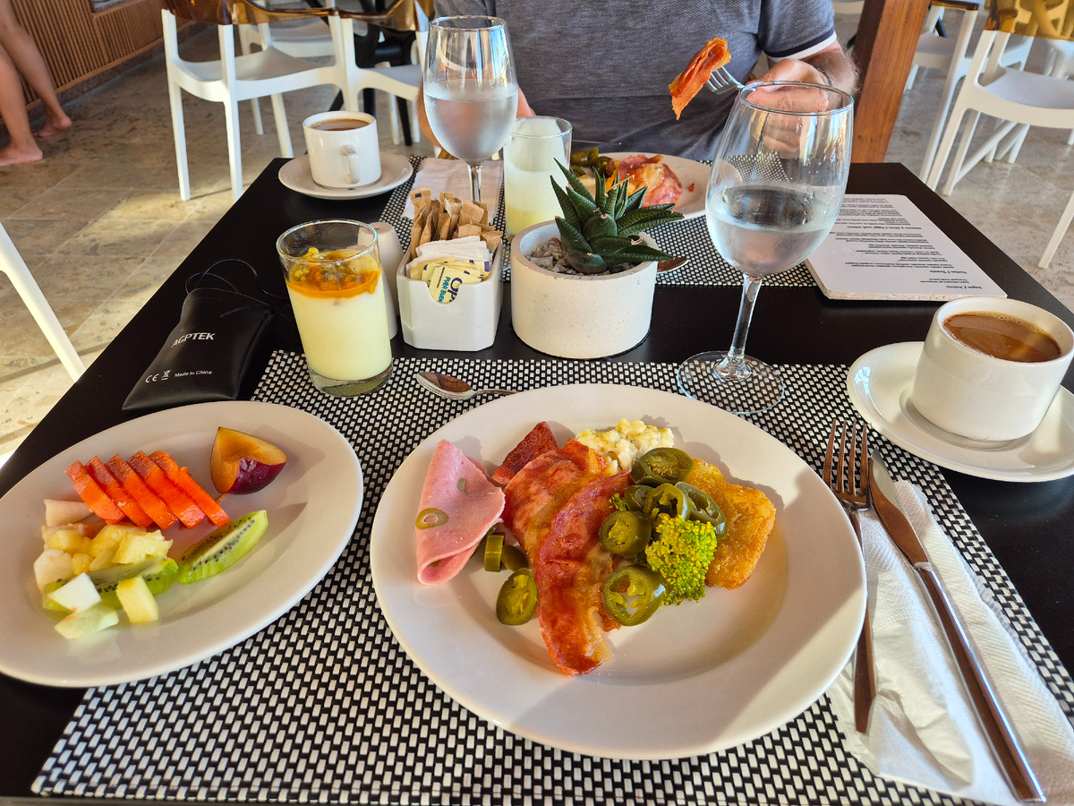 завтрак,  "Hm Bavaro Beach Hotel", Пунта Кана, Доминикана