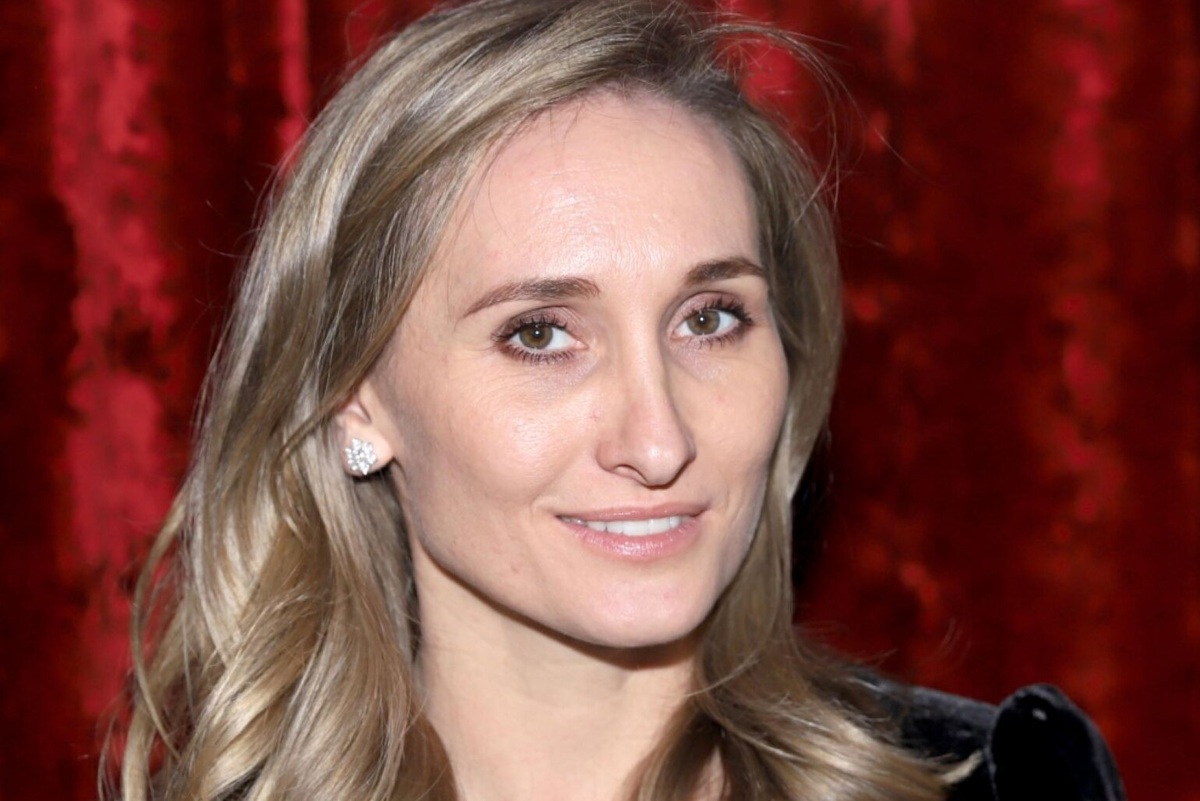     «Выгоняли из гримерок, выносили мои вещи в коридор»: дочь Владимира Винокура рассказала об издевательствах в театре