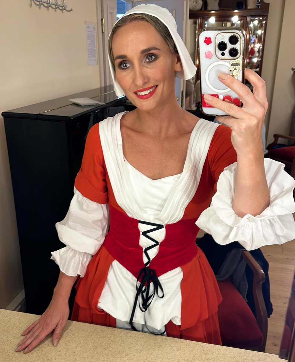    Анастасия Винокур рассказала об издевательствах в театреСоцсети Анастасии Винокур