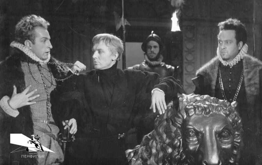    предоставлено "Ленфильмом"